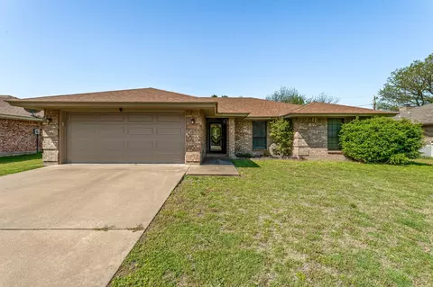 1804 Cypress Ave, Stephenville, TX 76401