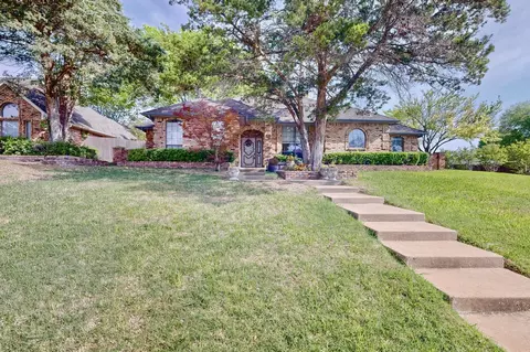 1401 Covington Dr, Desoto, TX 75115