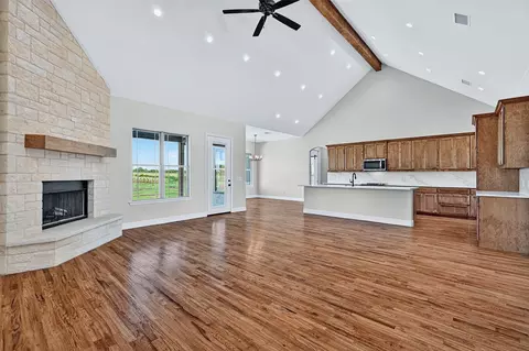 421 Schneider Rd, Sherman, TX 75090