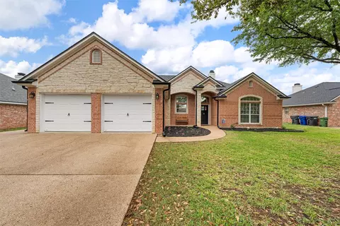 10604 Calaveras, Waco, TX 76708 photo 2