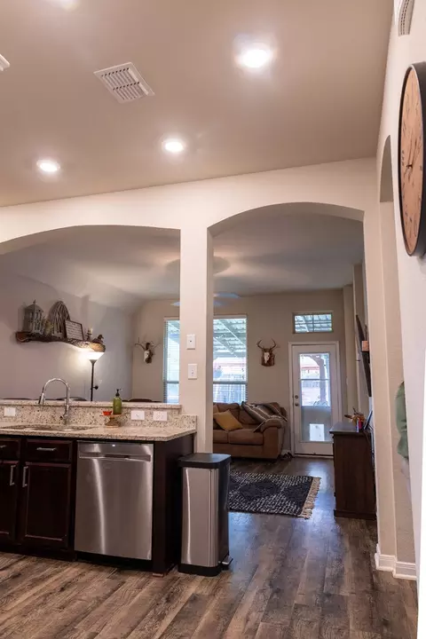 Entry Way - 10800 Kestrel Ct, Waco, TX 76708 photo 1 of 2