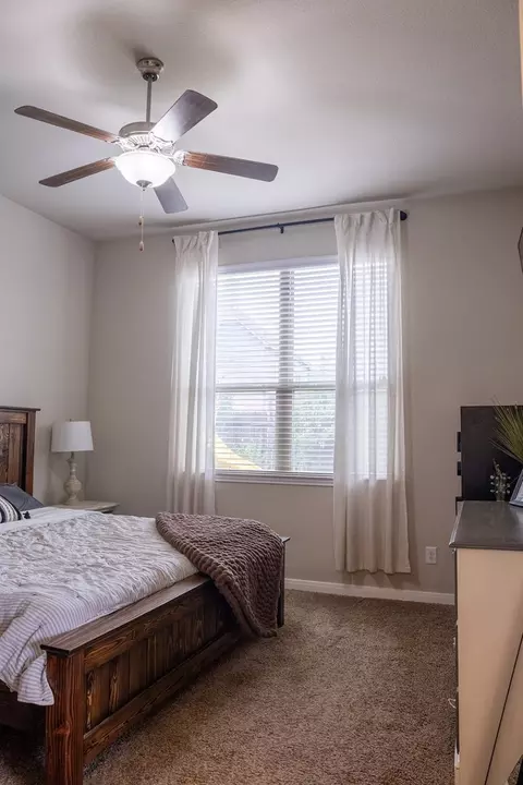 Bedroom - 10800 Kestrel Ct, Waco, TX 76708 photo 6 of 8