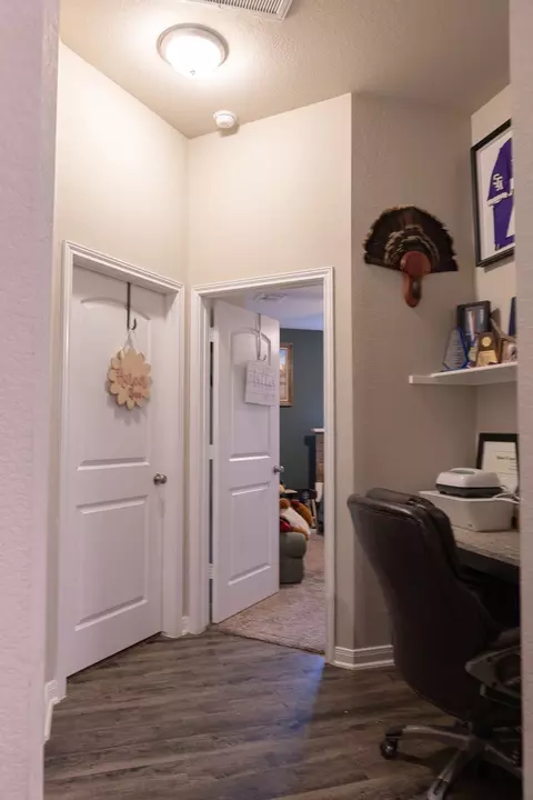 Entry Way - 10800 Kestrel Ct, Waco, TX 76708 photo 2 of 2