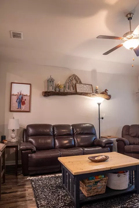 Living - 10800 Kestrel Ct, Waco, TX 76708 photo 3 of 6