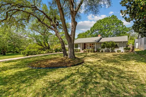 3844 Hilltop Rd, Fort Worth, TX 76109