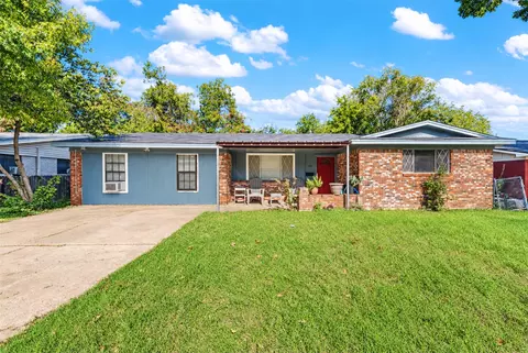 1001 N 57 Th St, Waco, TX 76710