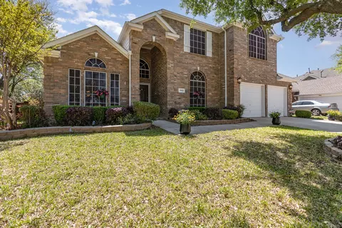7802 Stonehaven Ln, Rowlett, TX 75089