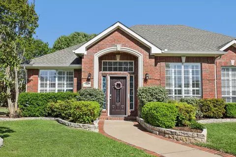 3302 Parkhurst Ln, Richardson, TX 75082