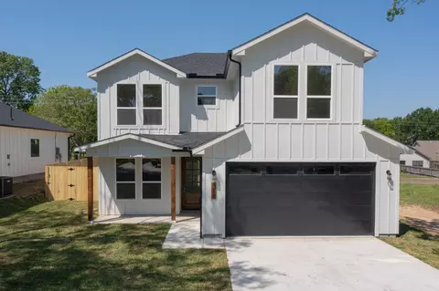 319 Coral Reef St, Gun Barrel City, TX 75156