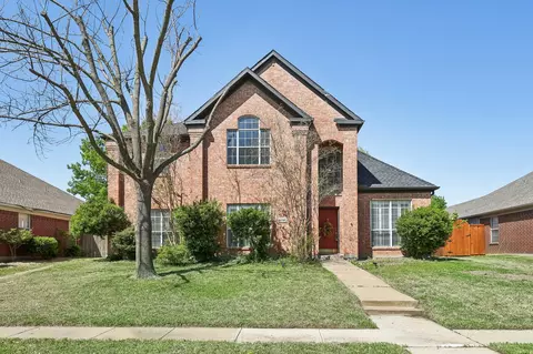 8901 Smokey Dr, Plano, TX 75025
