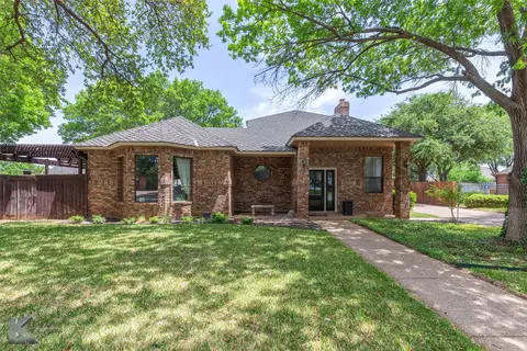 1 Hoylake Dr, Abilene, TX 79606