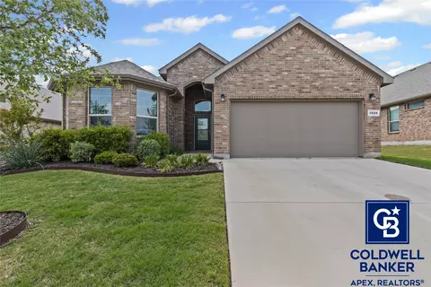 1808 Ruffian Rd, Granbury, TX 76049