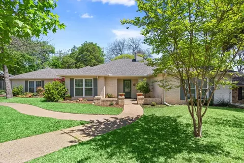 3301 Fox Hollow Cir, Waco, TX 76708