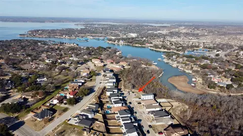 9072 Quarry Hill Ct, Fort Worth, TX 76179