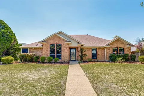 2210 Buttercup Dr, Richardson, TX 75082