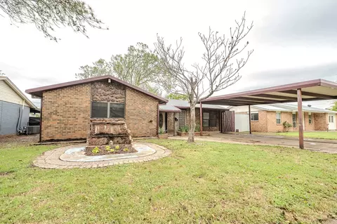 5130 Inlet Dr, Wichita Falls, TX 76310