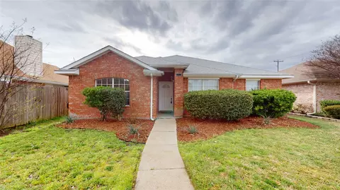 215 Piccadilly Cir, Wylie, TX 75098