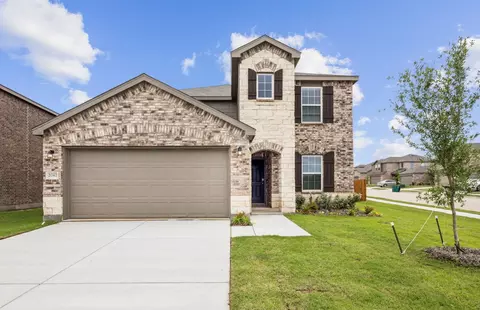 2067 Pleasant Knoll Cir, Forney, TX 75126