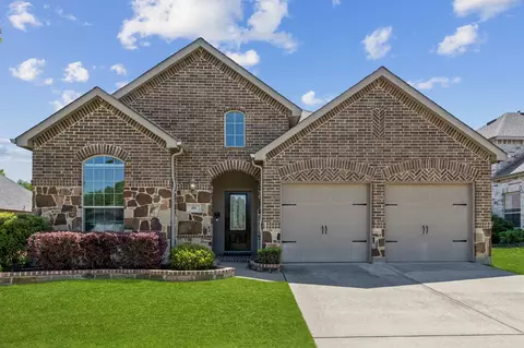 411 Bur Oak Trl, Forney, TX 75126