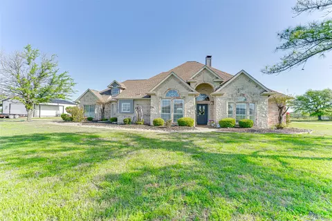 1389 Masters Dr, Crandall, TX 75114