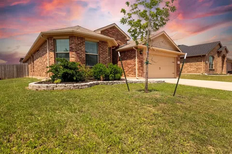313 Fairgrounds Ln, Ponder, TX 76259