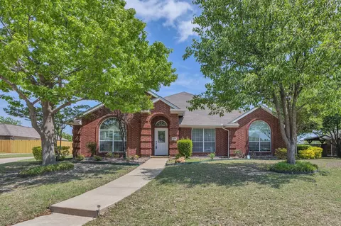 8405 Evening Star Dr, Rowlett, TX 75089