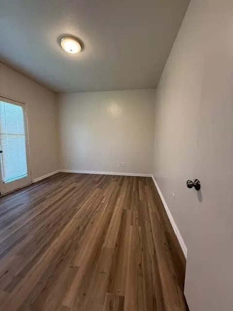  7126 Holly Hill Dr #304, Dallas, TX 75231 photo 4