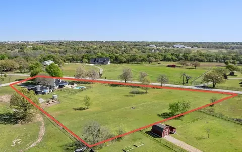 101 Vineyard St, Weatherford, TX 76087