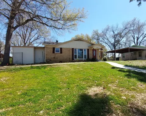 2208 Sampson Pl, Tyler, TX 75701