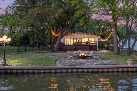 123 Autumn Wood Trl, Gun Barrel City, TX 75156