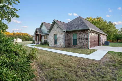 2509 N Ramp Rd, Bonham, TX 75418
