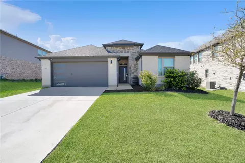 2513 Shakopee St, Fort Worth, TX 76179