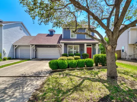 907 Chickesaw Ln, Wylie, TX 75098