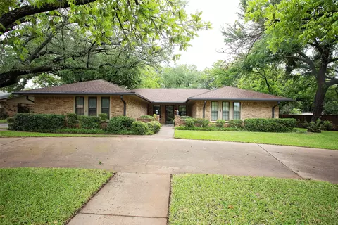 1305 Cliff Dr, Graham, TX 76450
