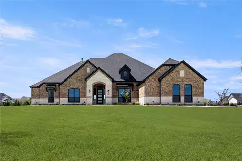 480 Infinito Dr, Sunnyvale, TX 75182