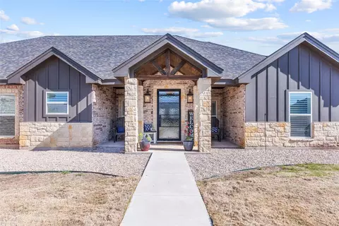 102 El Camino Ct, Abilene, TX 79602