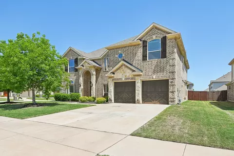 810 Derbyshire Ln, Mansfield, TX 76063
