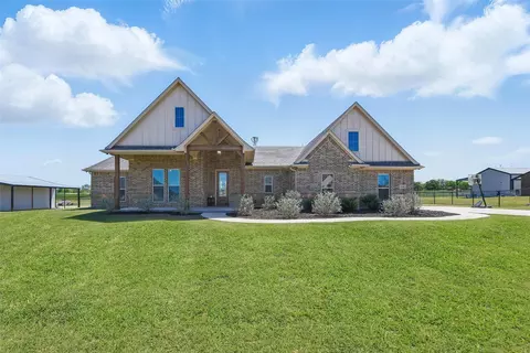 120 Friendship Way, Boyd, TX 76023