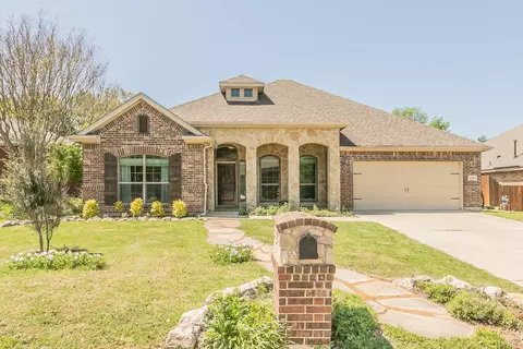 138 Brushy Trl W, Fort Worth, TX 76108
