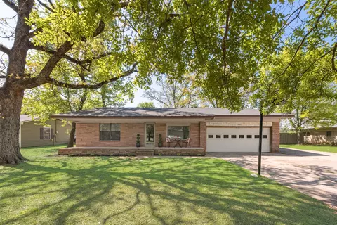 1781 Lazy U Dr, Canton, TX 75103