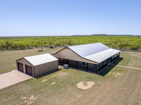 1987 Cr 422, Coleman, TX 76834