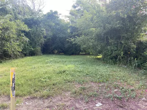 1221 Turner St, Waco, TX 76704