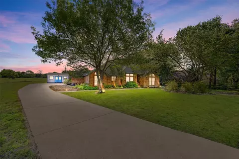 6 Broadmoor Way, Lucas, TX 75098