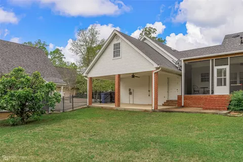 Exterior - 1004 Ridgewood Cir, Minden, LA 71055 photo 5 of 9