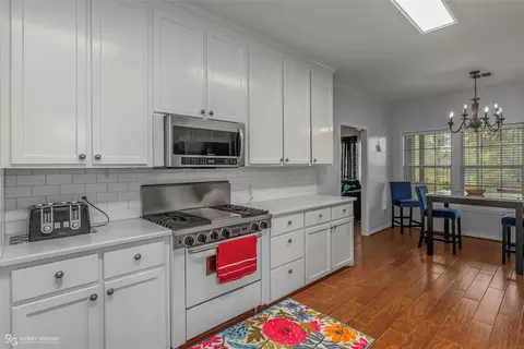 Kitchen - 1004 Ridgewood Cir, Minden, LA 71055 photo 2 of 5