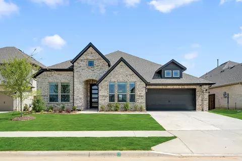 813 Turnbull Ave, Justin, TX 76247
