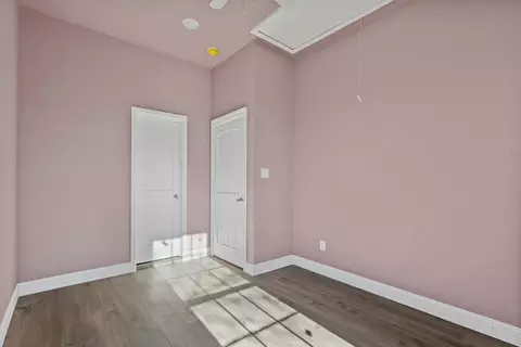 Bedroom - 807 E 2nd St, Cleburne, TX 76031 photo 3 of 6