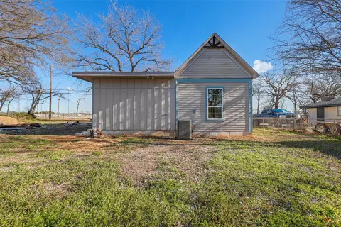 Other - 807 E 2nd St, Cleburne, TX 76031 photo 4 of 4