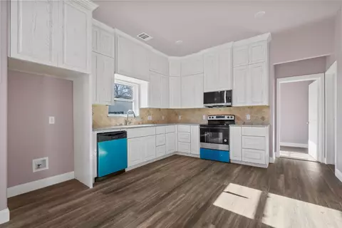 Other - 807 E 2nd St, Cleburne, TX 76031 photo 1 of 4
