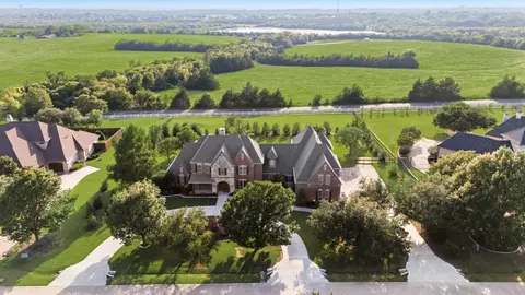 1900 Broken Lance Ln, Rockwall, TX 75032